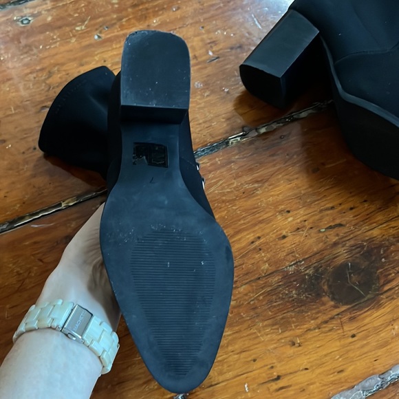 Intentionally Blank Black Scuba Boot - Picture 6 of 12